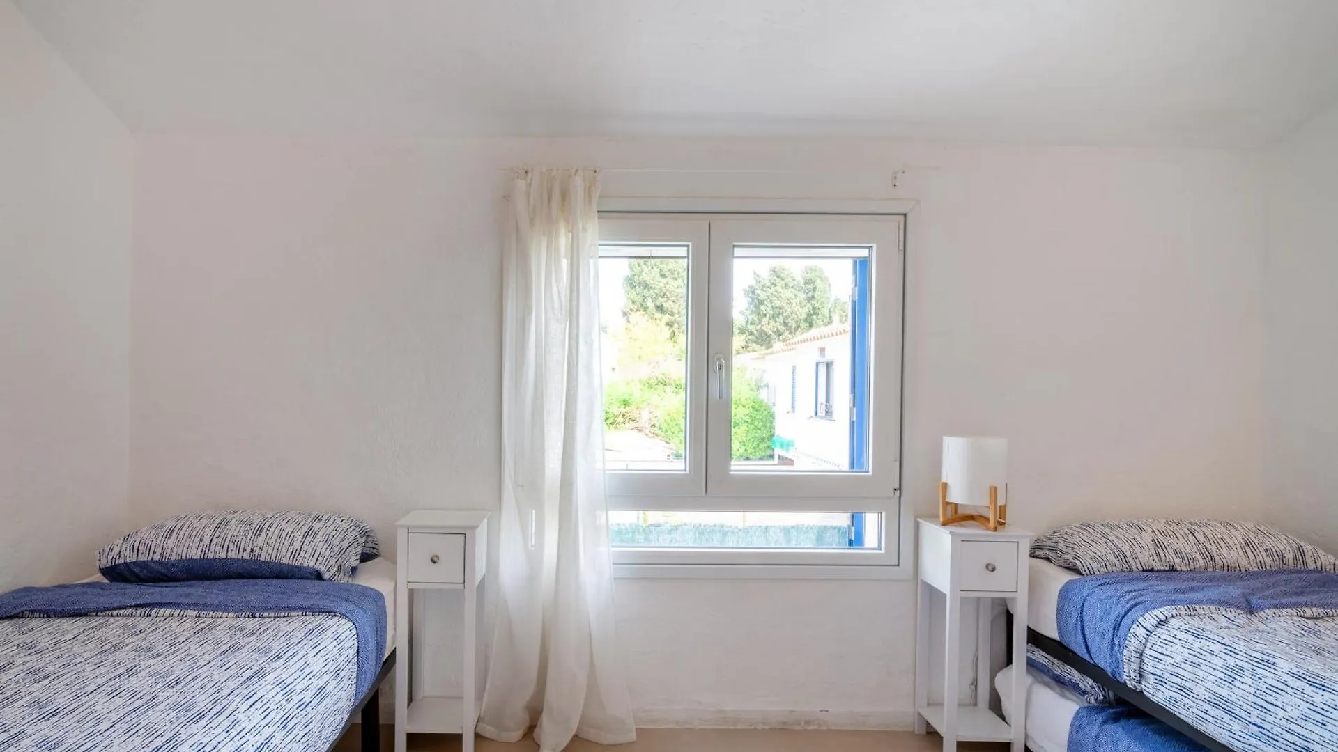 Casa Blava Beach House Ля Эскала Дом отдыха Ля Эскала