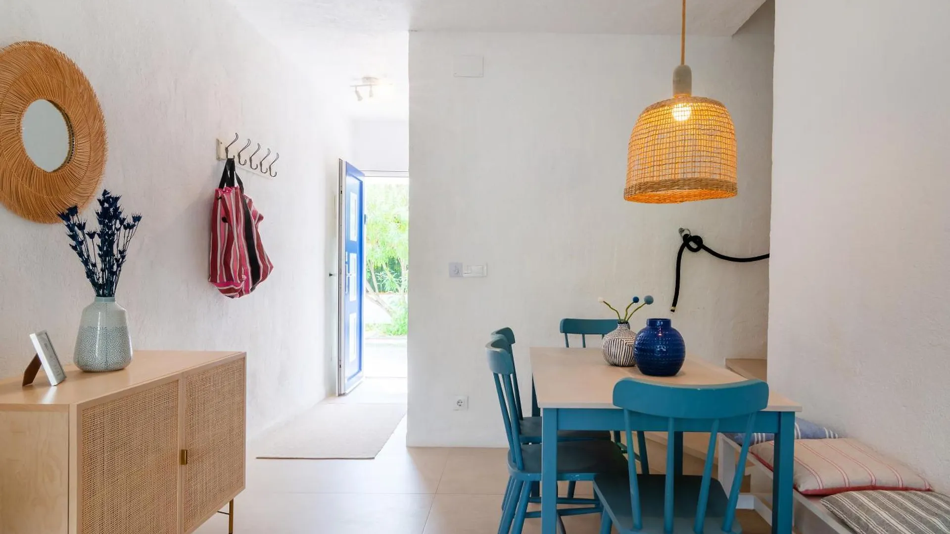 Casa Blava Beach House L'Escala Spain